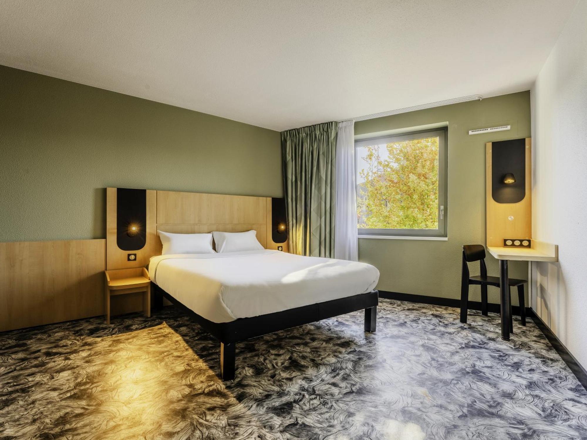 Hotel Gare 3*
